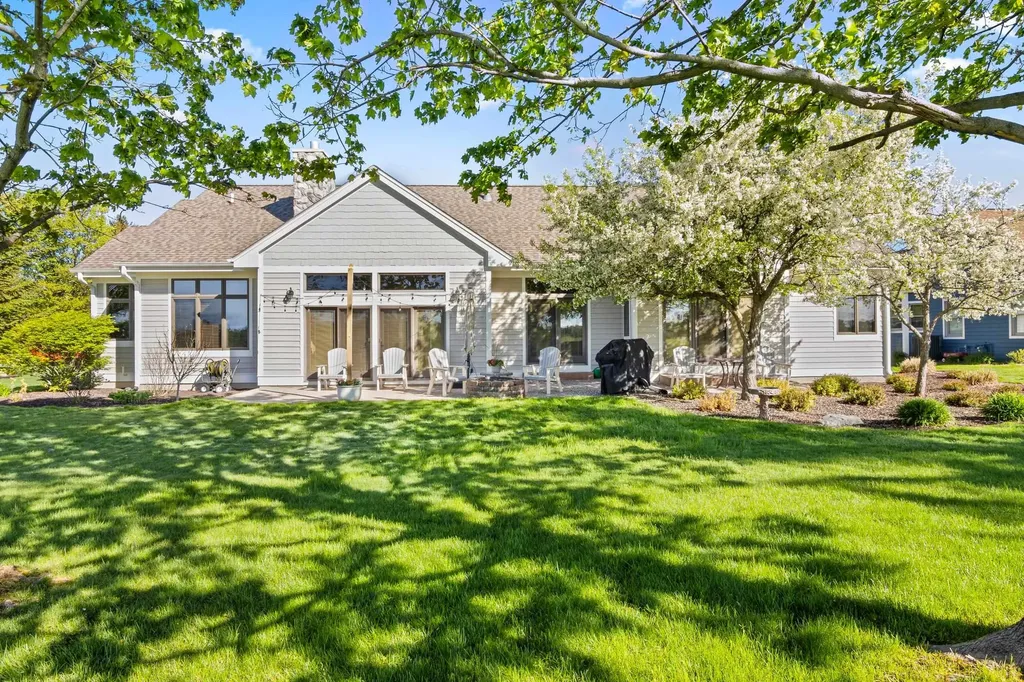 5148 Arrowhead Circle Acme Township MI 49690