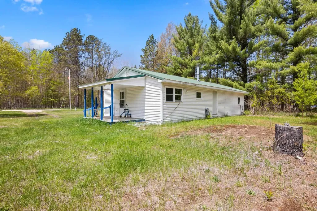 3357 SW Raymo Road Kalkaska Township MI 49680