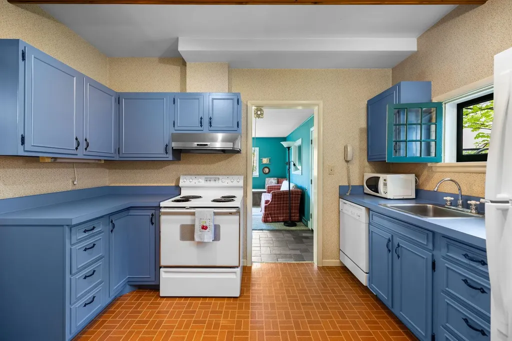 316 Seventh Street Traverse City City MI 49684
