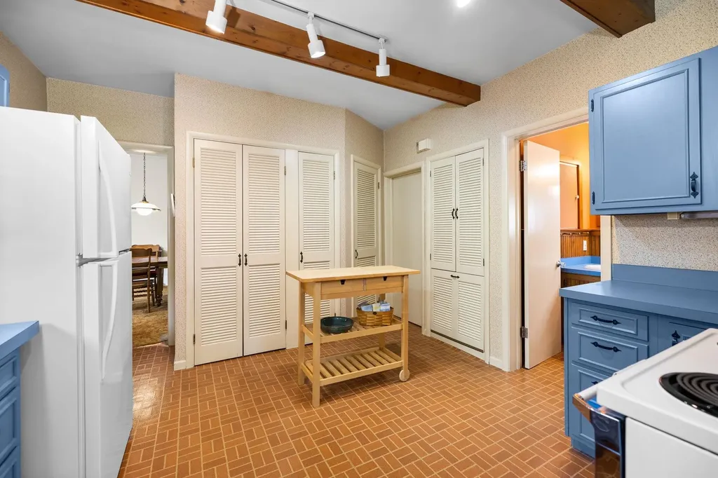 316 Seventh Street Traverse City City MI 49684