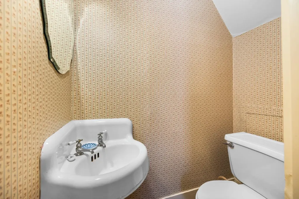 316 Seventh Street Traverse City City MI 49684