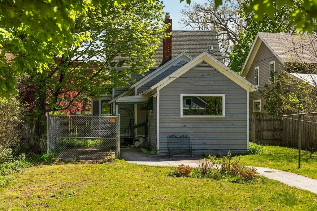 316 Seventh Street Traverse City City MI 49684