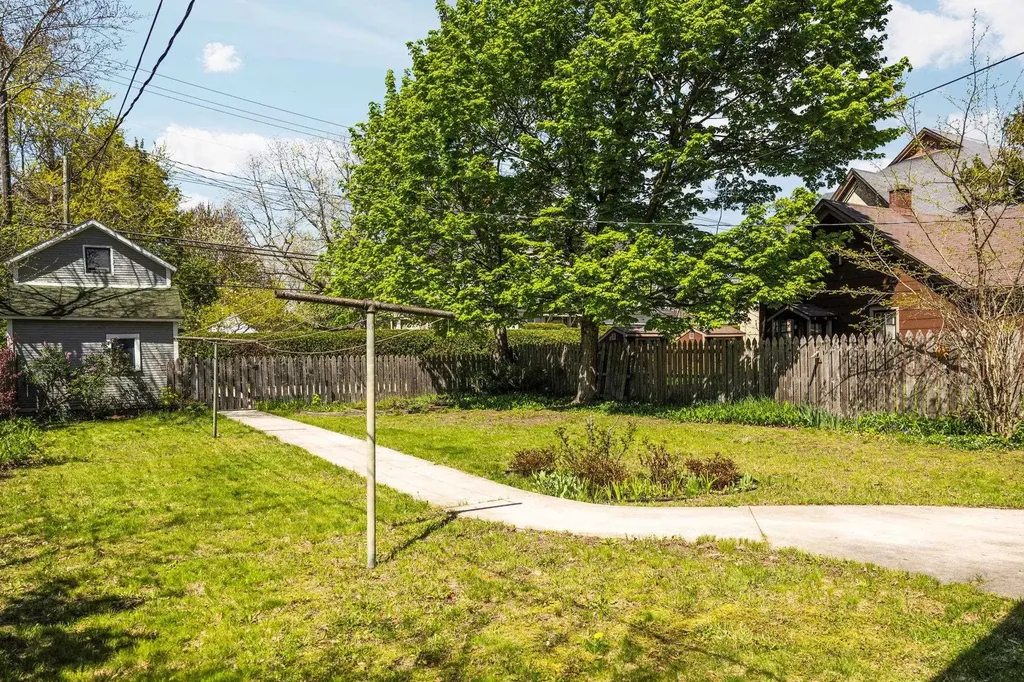 316 Seventh Street Traverse City City MI 49684