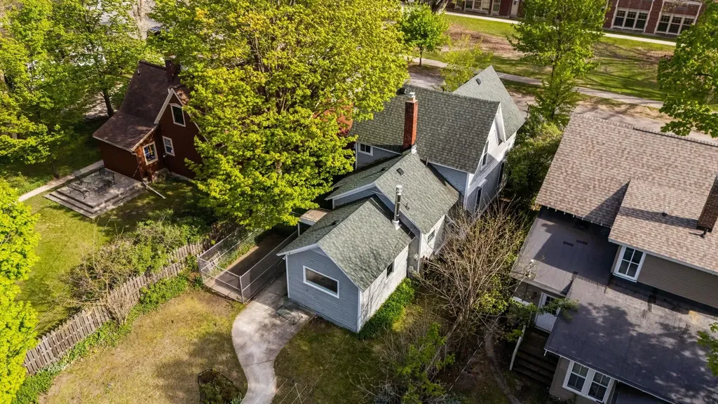 316 Seventh Street Traverse City City MI 49684
