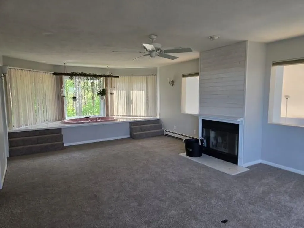 1177 Fairway Pointe Drive Garfield Charter Township MI 49696