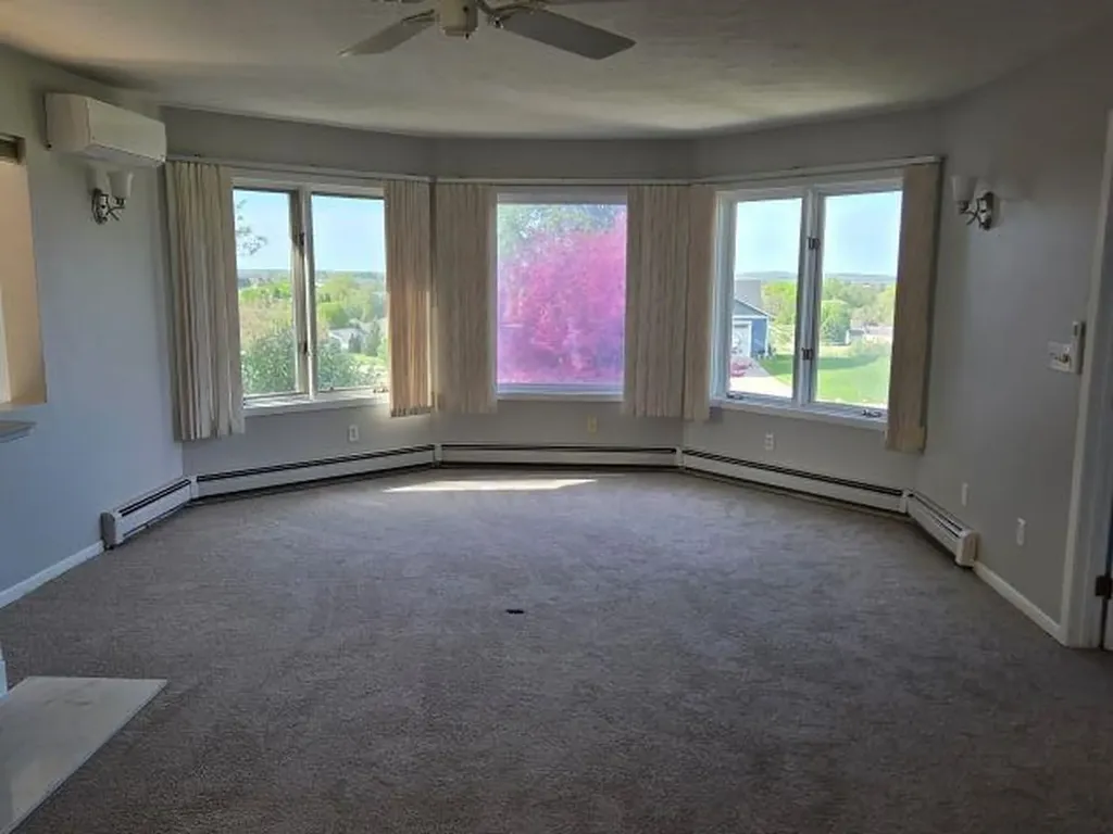 1177 Fairway Pointe Drive Garfield Charter Township MI 49696