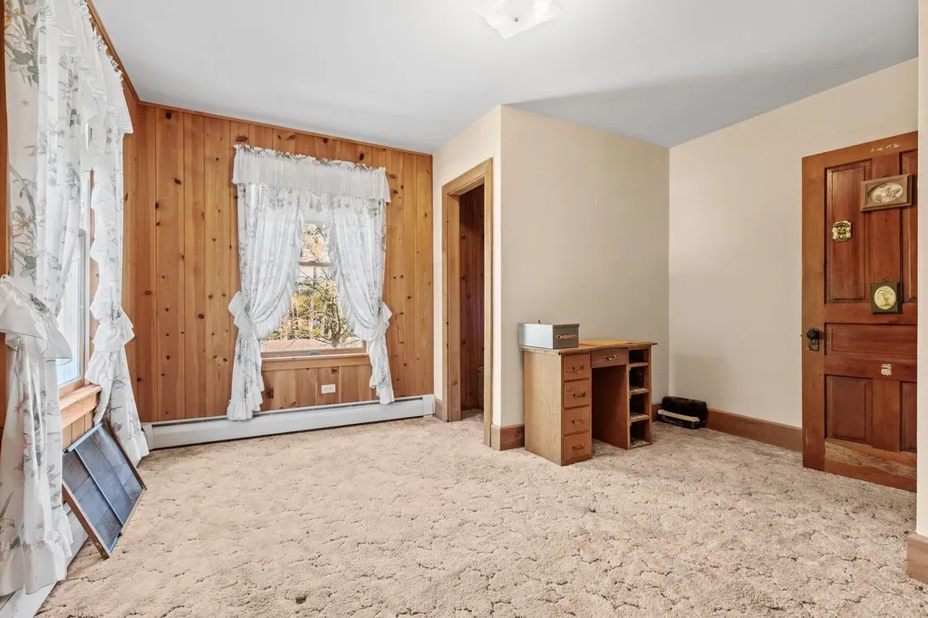 204 S Chandler Street Leland Township MI 49654