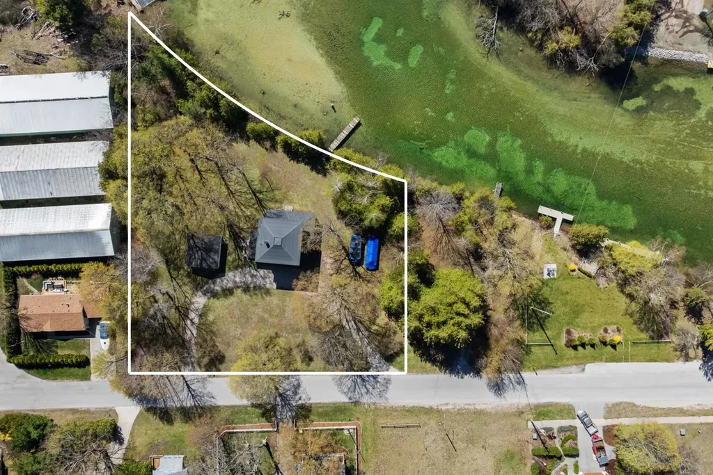 204 S Chandler Street Leland Township MI 49654