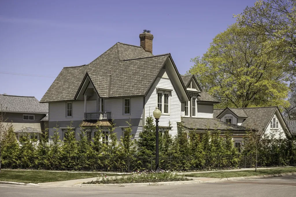 401 Washington Street Traverse City City MI 49684
