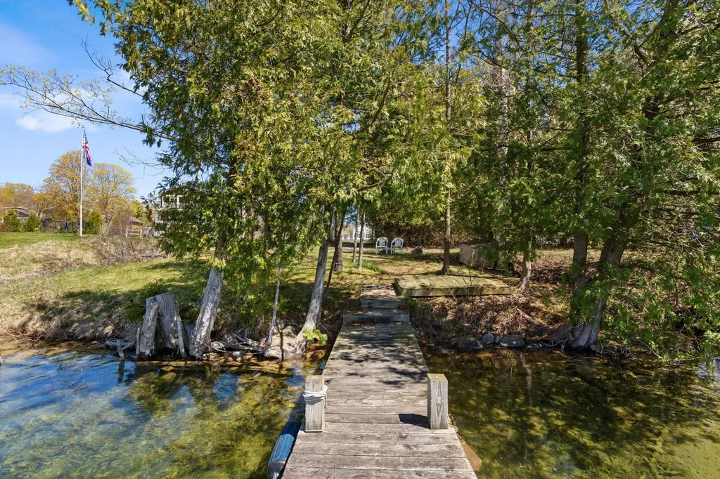 204 S Chandler Street Leland Township MI 49654