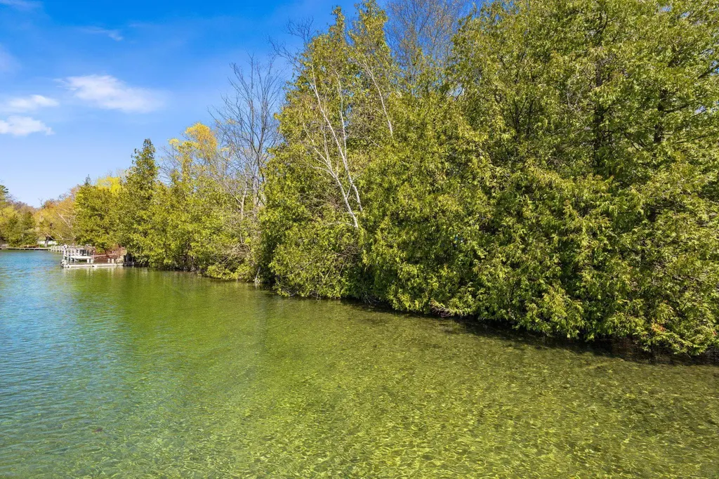 204 S Chandler Street Leland Township MI 49654