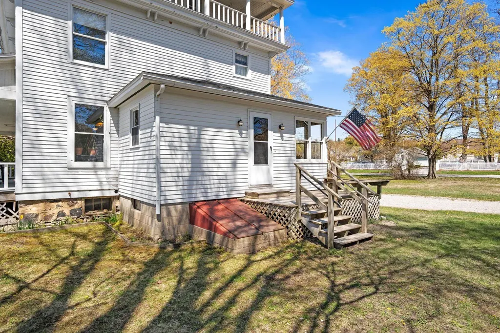 204 S Chandler Street Leland Township MI 49654