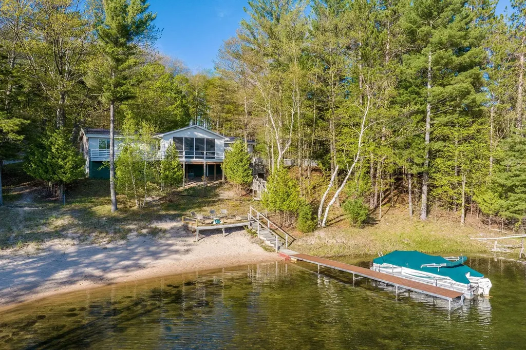 16533 Wagner Road Almira Township MI 49650