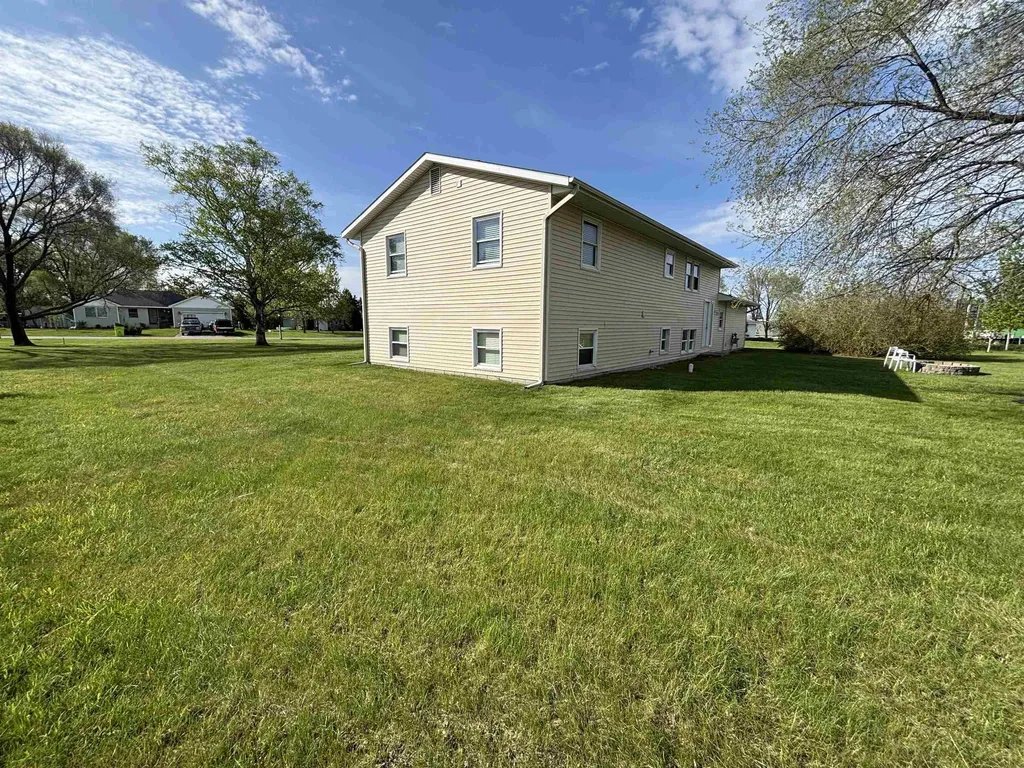 284 Astro Drive Blair Township MI 49685