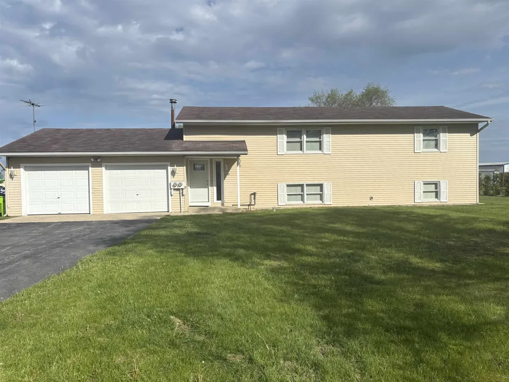 284 Astro Drive Blair Township MI 49685