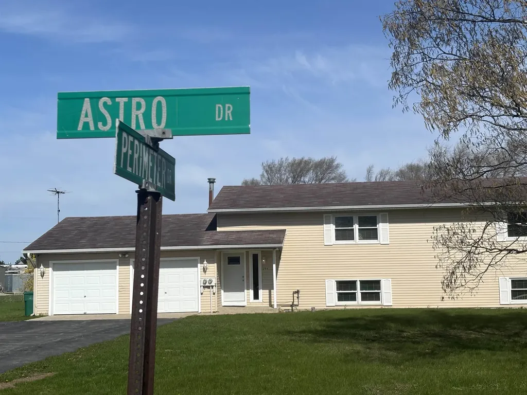 284 Astro Drive Blair Township MI 49685