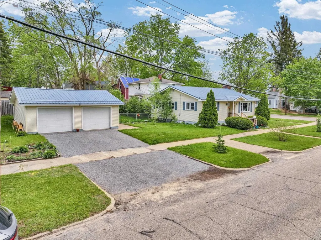 621 Cherry Street Cadillac City MI 49601