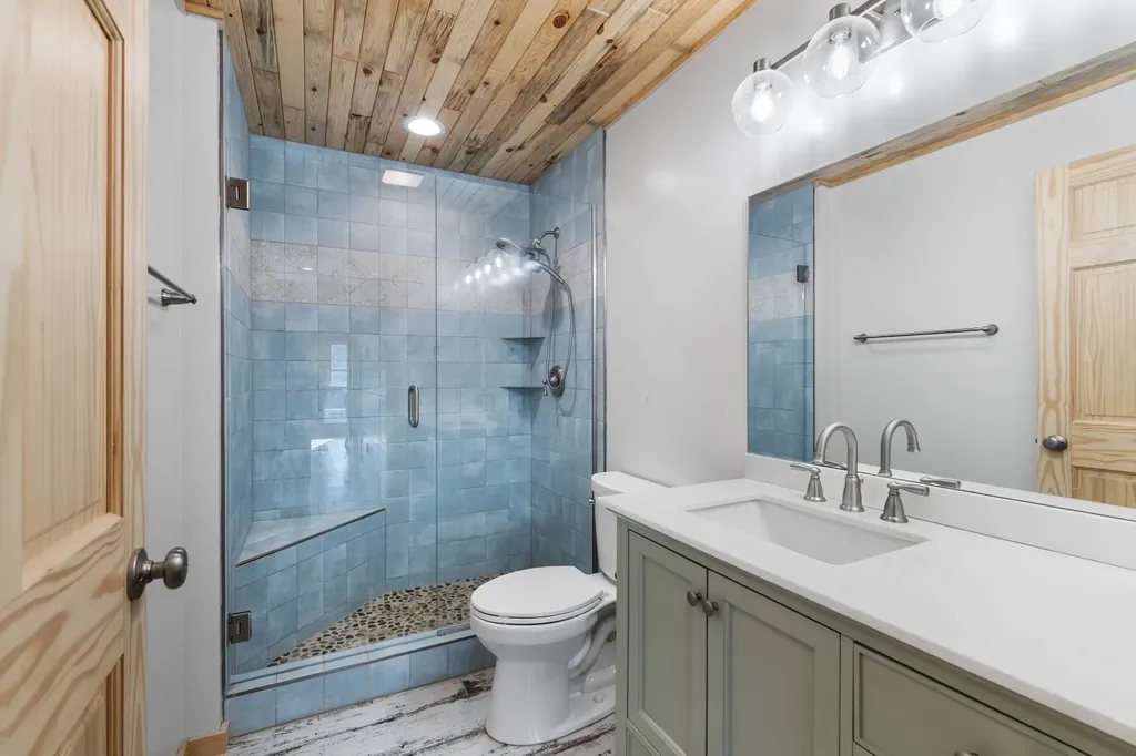 130 S Peninsula South Arm Township MI 49727