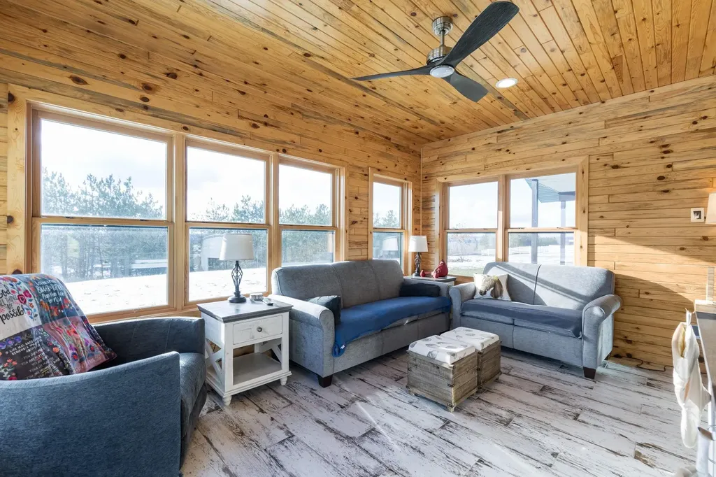 130 S Peninsula South Arm Township MI 49727