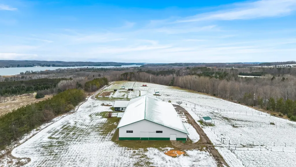 130 S Peninsula South Arm Township MI 49727
