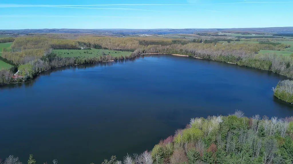 130 S Peninsula South Arm Township MI 49727