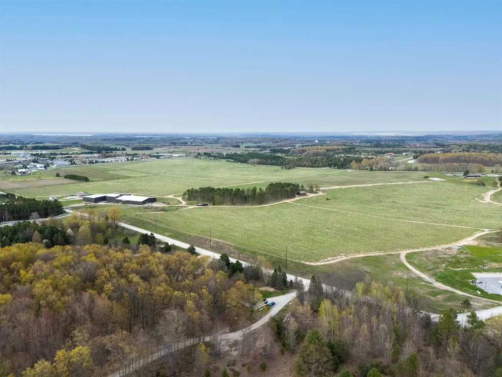 5720 Bates Road Acme Township MI 49690