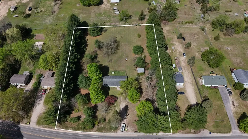 6296 Reynolds Road Almira Township MI 49650