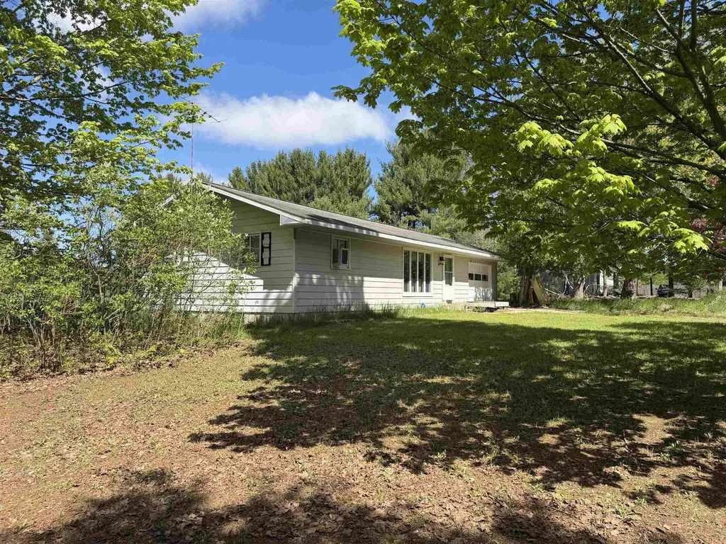 6296 Reynolds Road Almira Township MI 49650