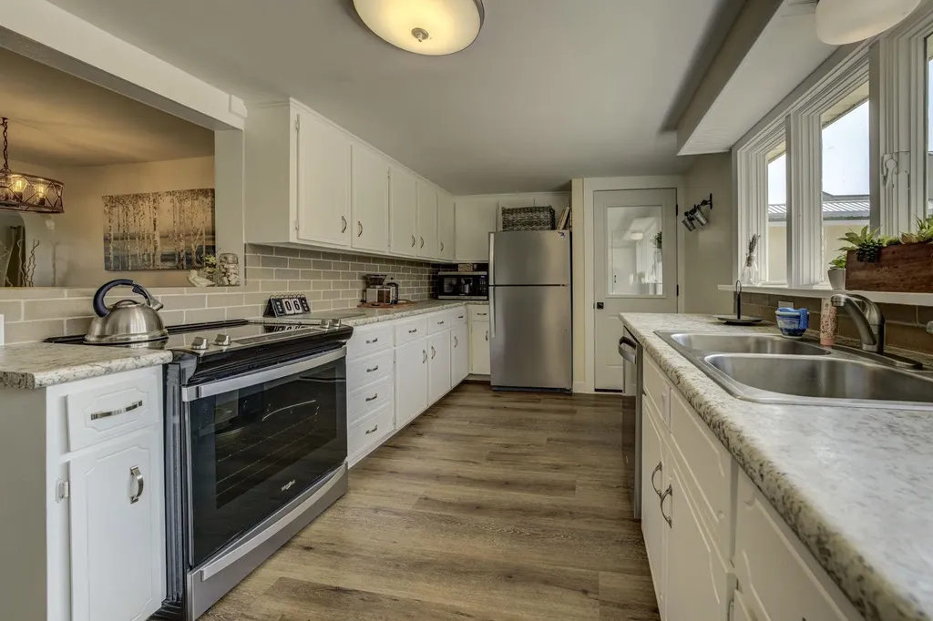 4135 Schoolcraft Kearney Township MI 49615