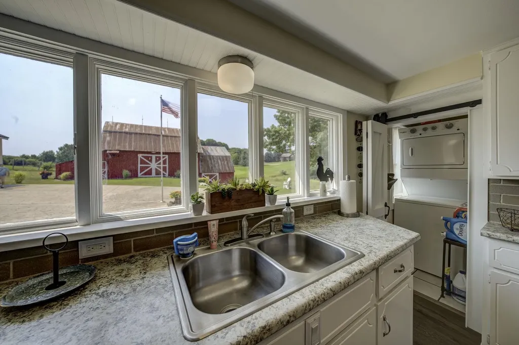 4135 Schoolcraft Kearney Township MI 49615
