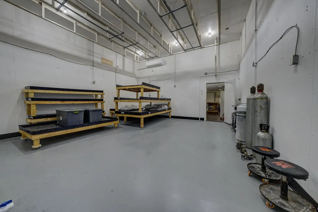4135 Schoolcraft Kearney Township MI 49615