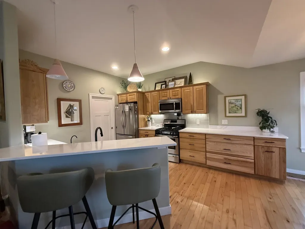 1364 Saffron Circle East Bay Township MI 49696