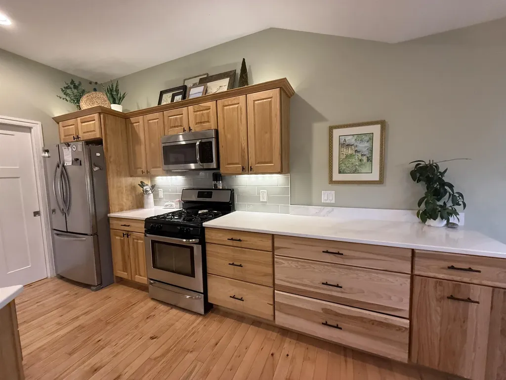 1364 Saffron Circle East Bay Township MI 49696