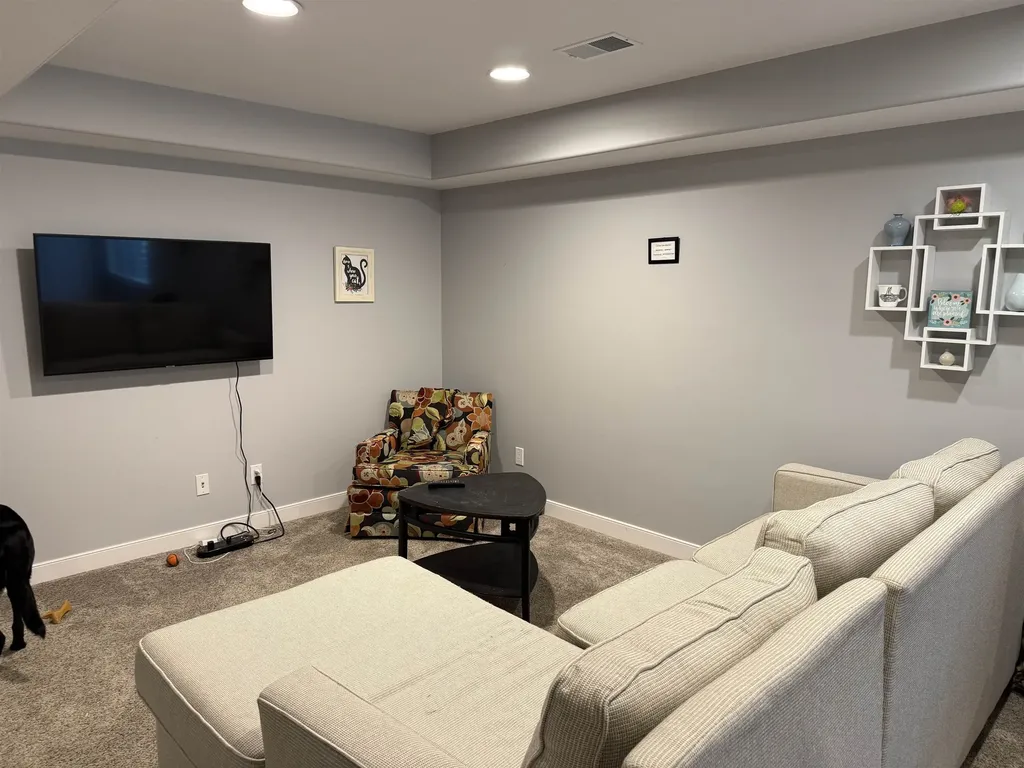 1364 Saffron Circle East Bay Township MI 49696