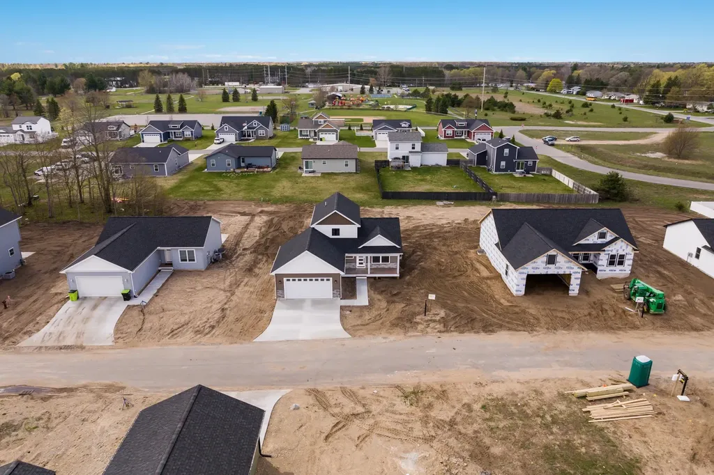 2102 Cottonwood Avenue Blair Township MI 49637