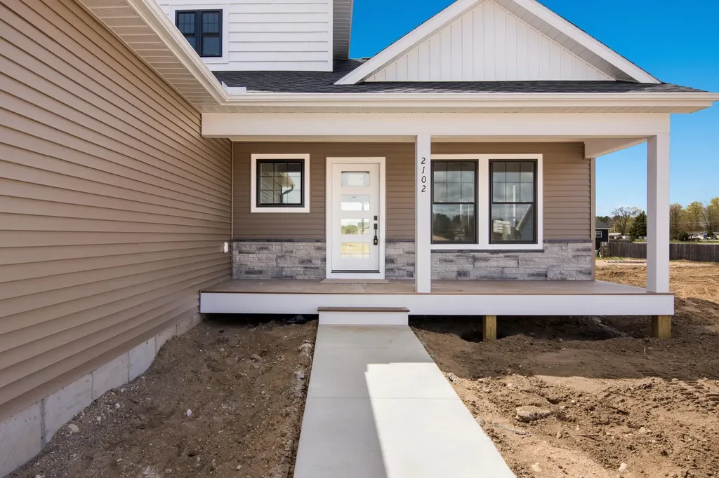 2102 Cottonwood Avenue Blair Township MI 49637