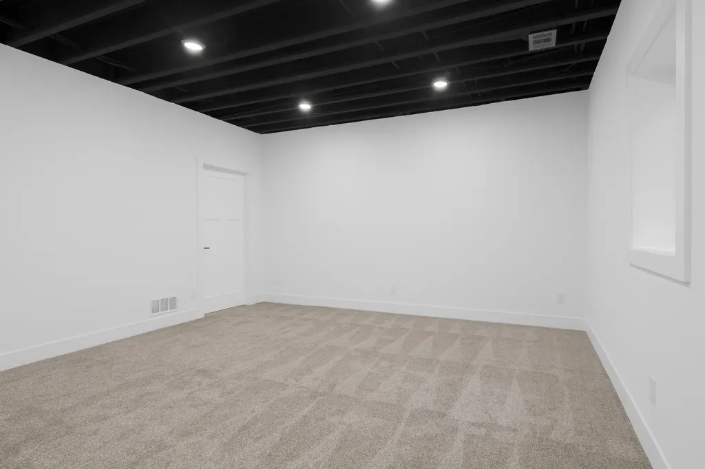 2102 Cottonwood Avenue Blair Township MI 49637
