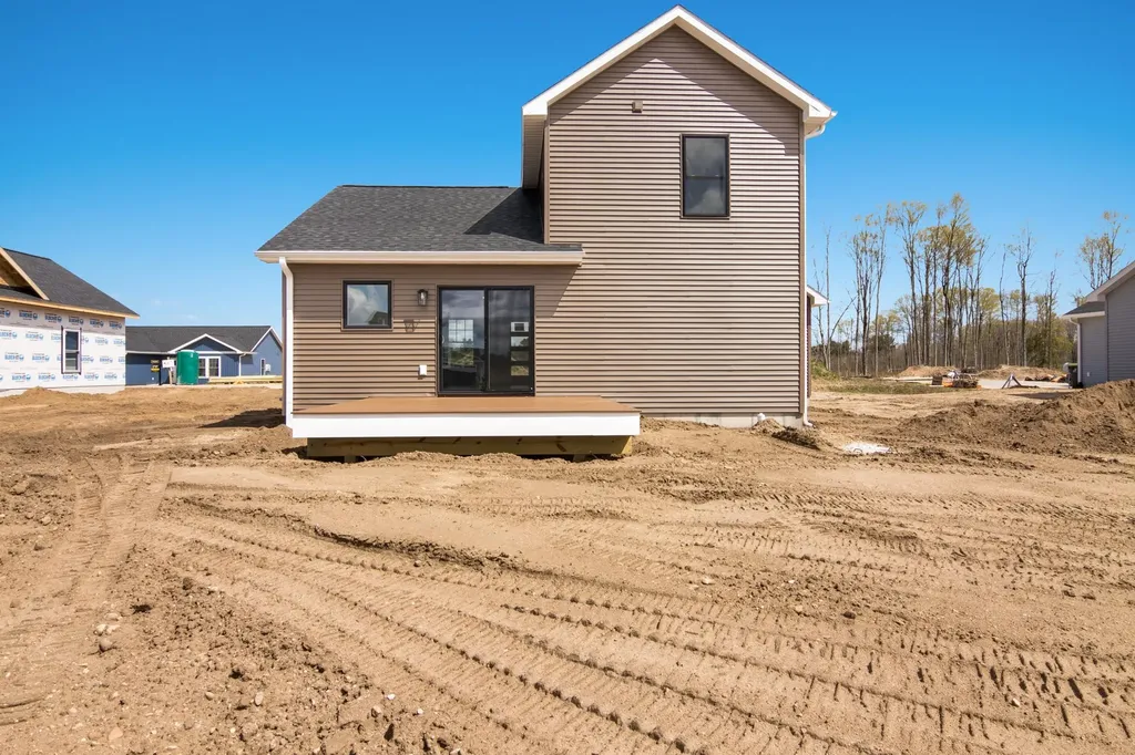 2102 Cottonwood Avenue Blair Township MI 49637