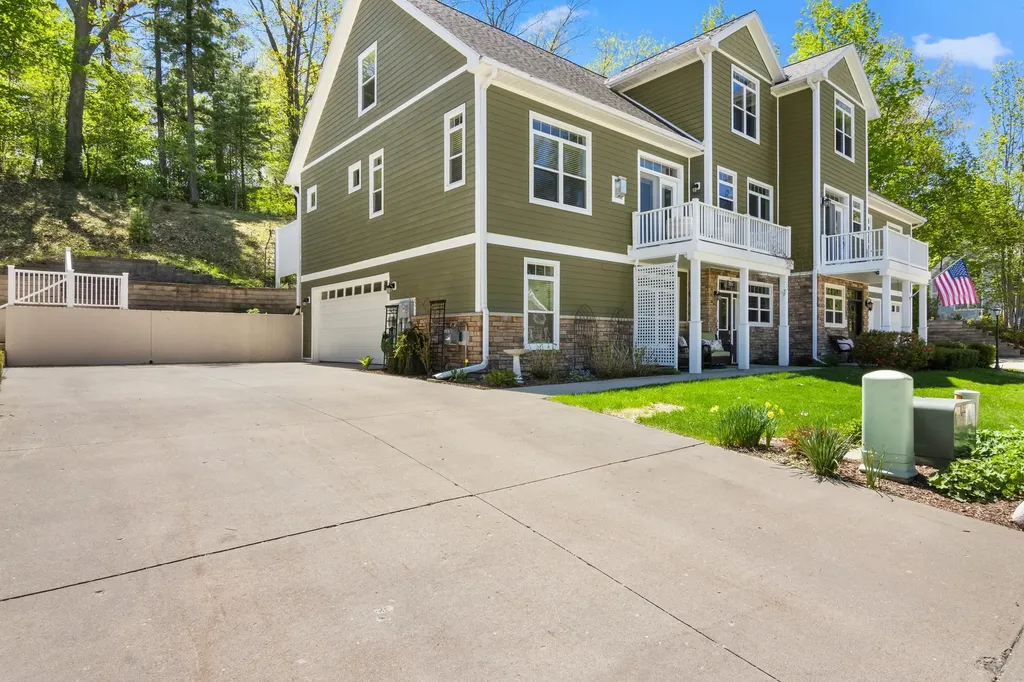 112 Fairway Hills Drive Traverse City City MI 49684