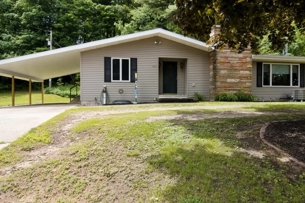 1551 N Macksey Road Suttons Bay Township MI 49682