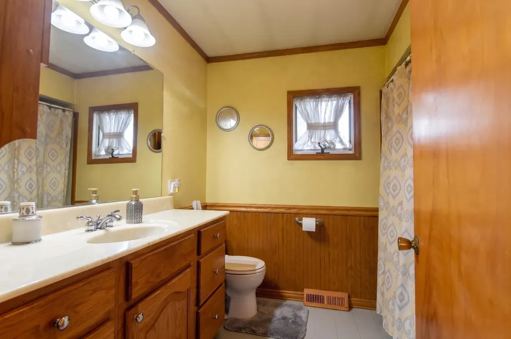 11663 N 11 Road Wexford Township MI 49620