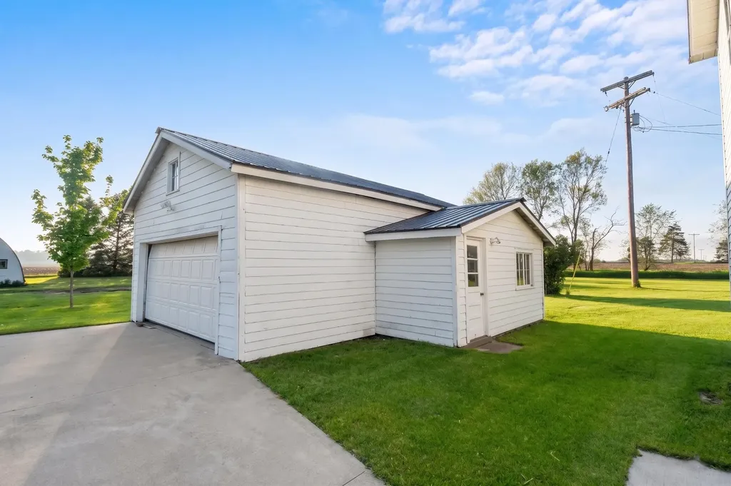 11663 N 11 Road Wexford Township MI 49620