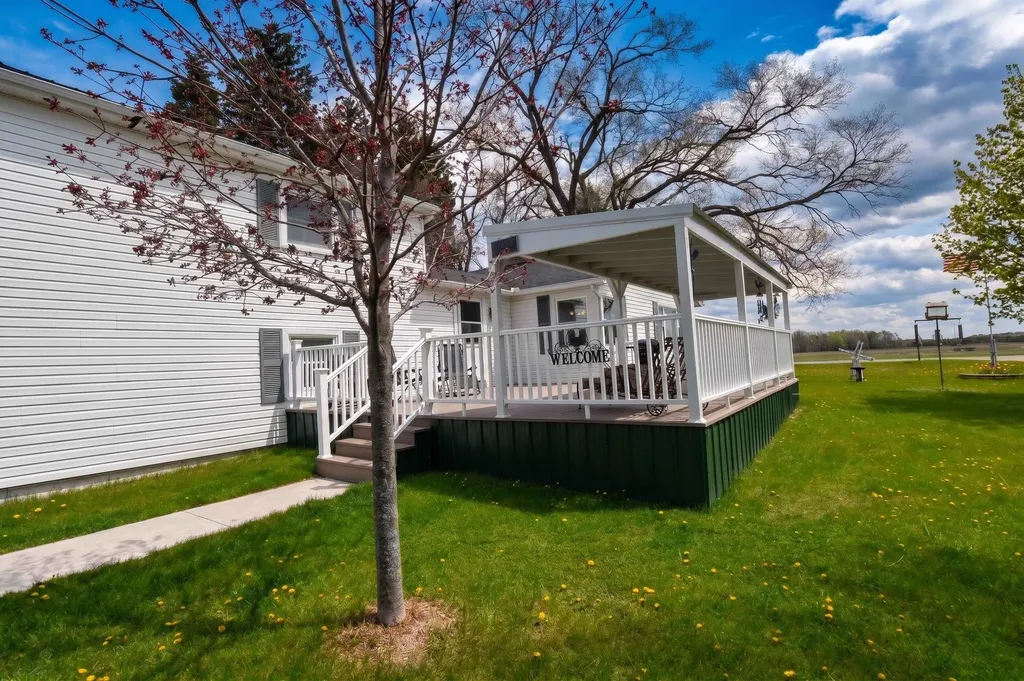 11663 N 11 Road Wexford Township MI 49620