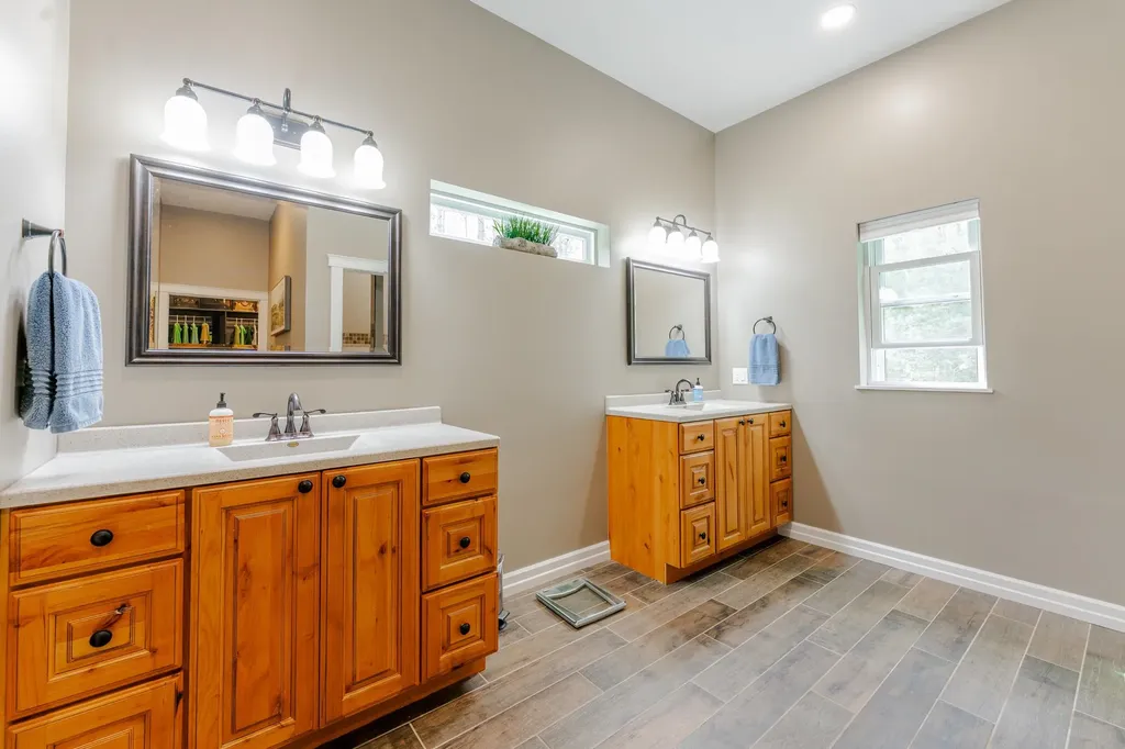 1465 Betsie River Road Green Lake Township MI 49643