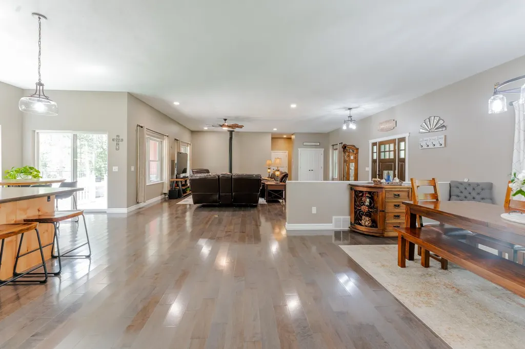 1465 Betsie River Road Green Lake Township MI 49643