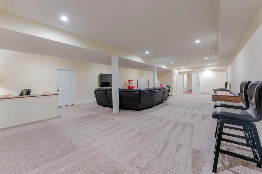 1465 Betsie River Road Green Lake Township MI 49643