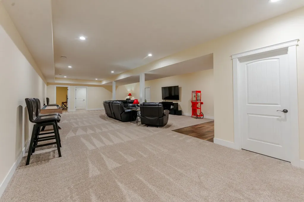 1465 Betsie River Road Green Lake Township MI 49643