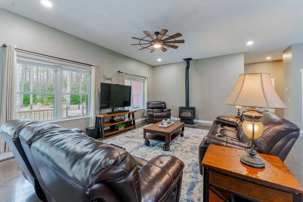 1465 Betsie River Road Green Lake Township MI 49643