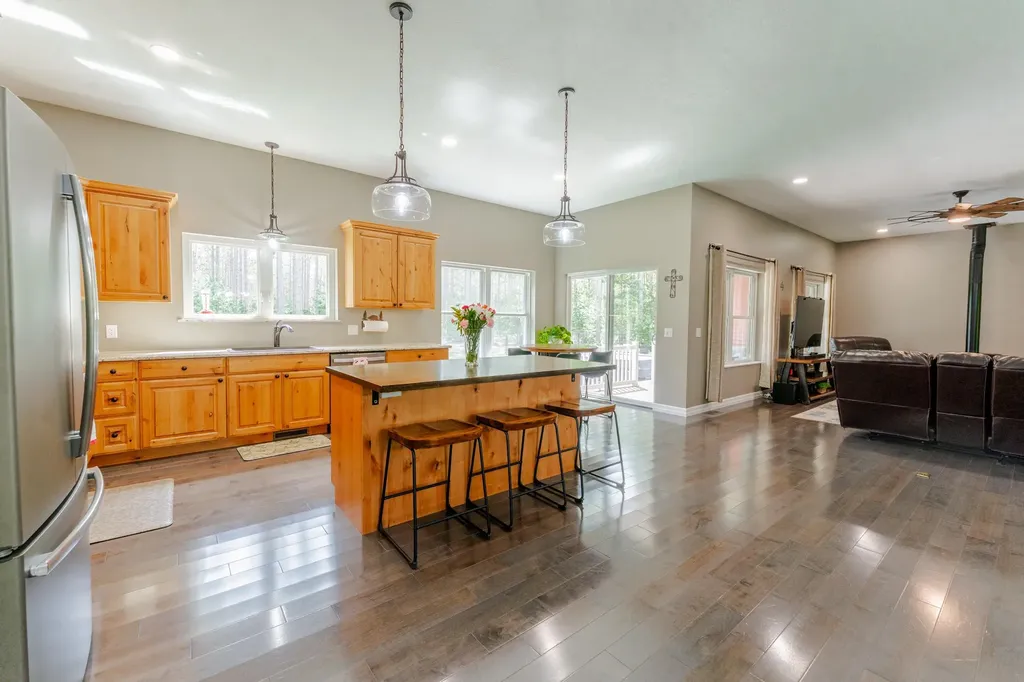 1465 Betsie River Road Green Lake Township MI 49643
