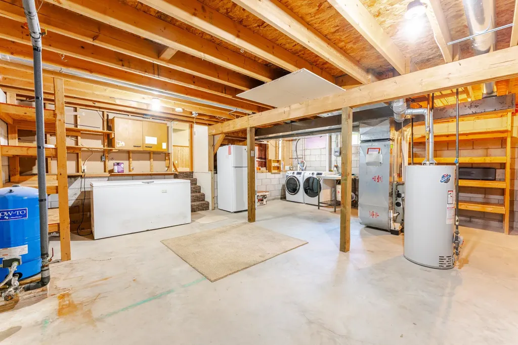 9219 Blackburn Drive Long Lake Township MI 49685